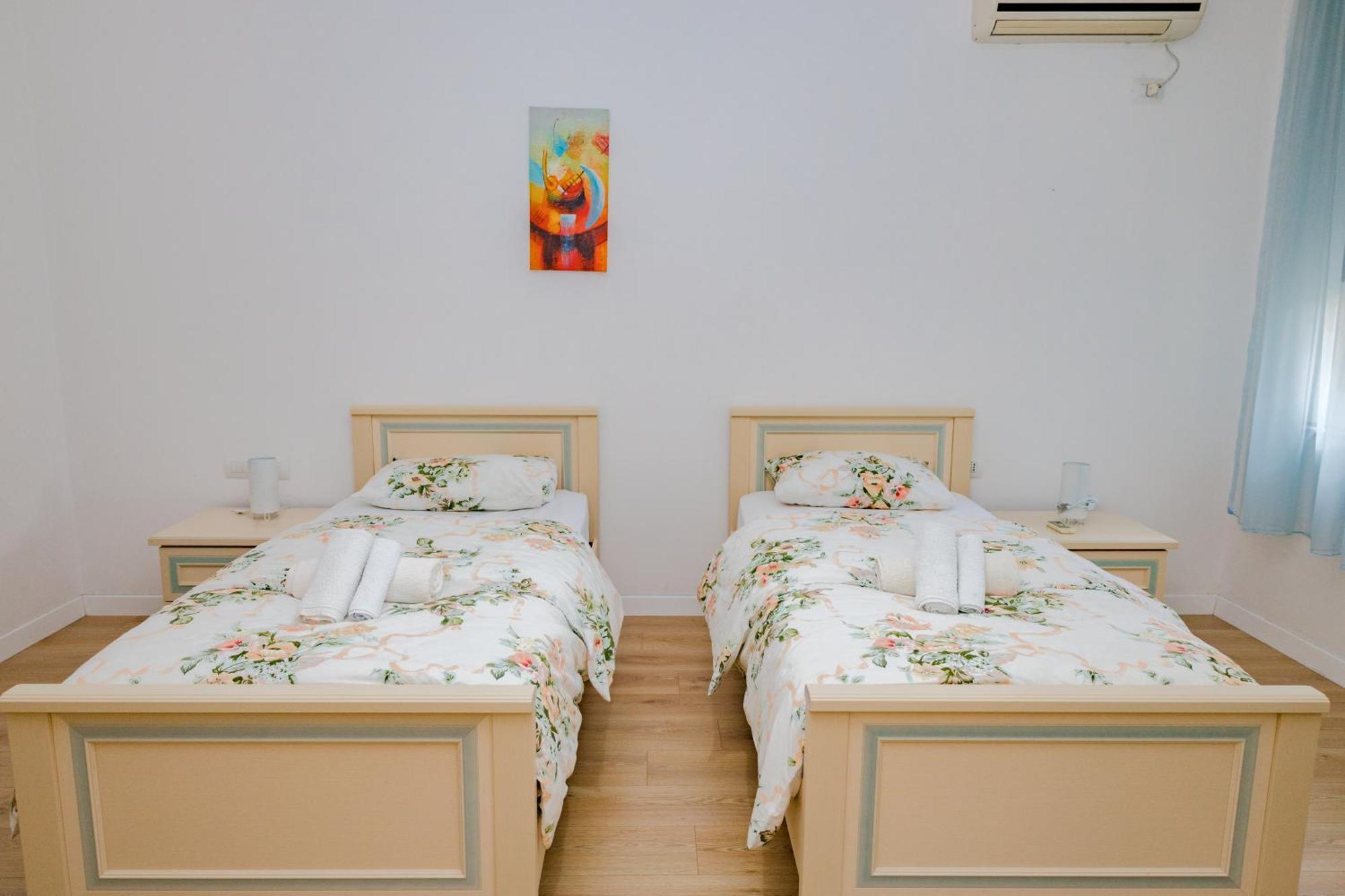 Modern Oasis Near Park & Stadium * Tirana